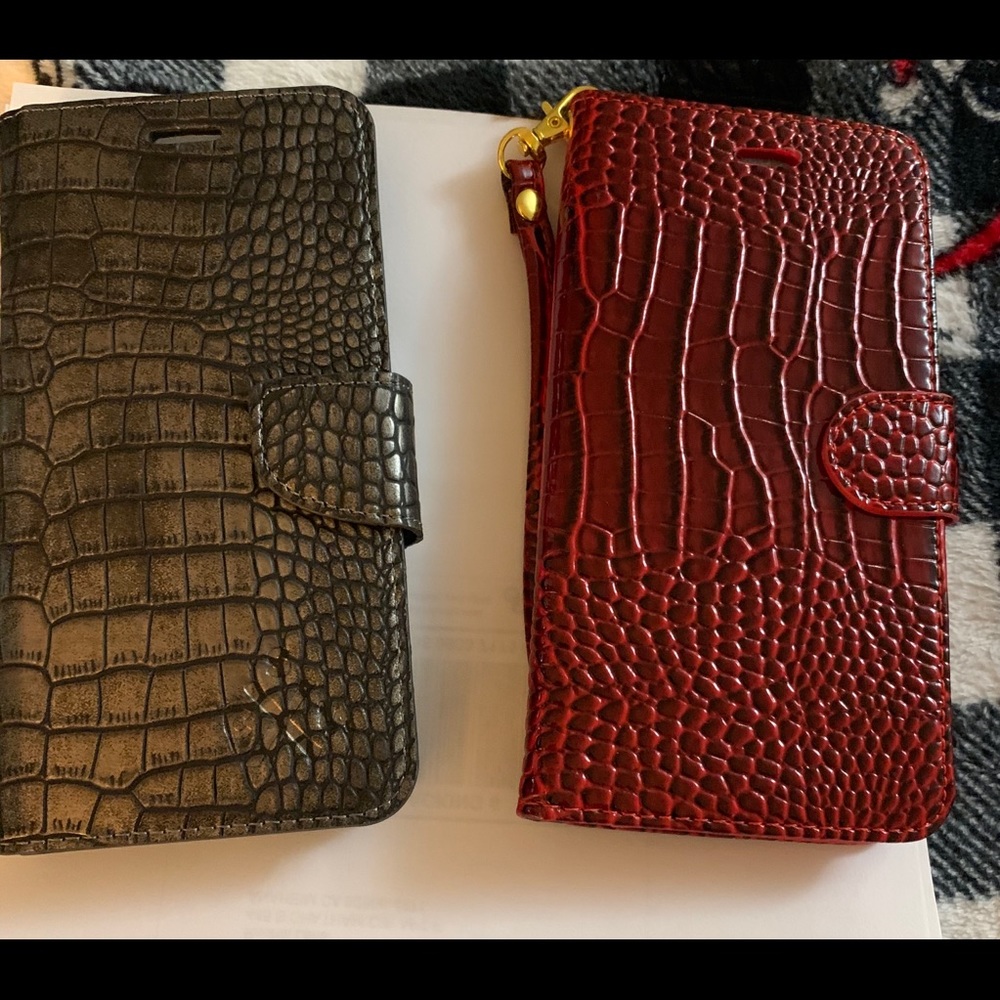 Crocodile Iphone 6+ cover with credit card slots